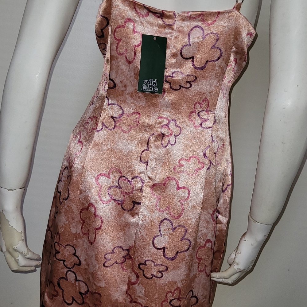 NWT MEDIUM WILD FABLE SLEEVELESS SATIN CHINESE UNIQUE DRESS other sizes - Picture 4 of 16